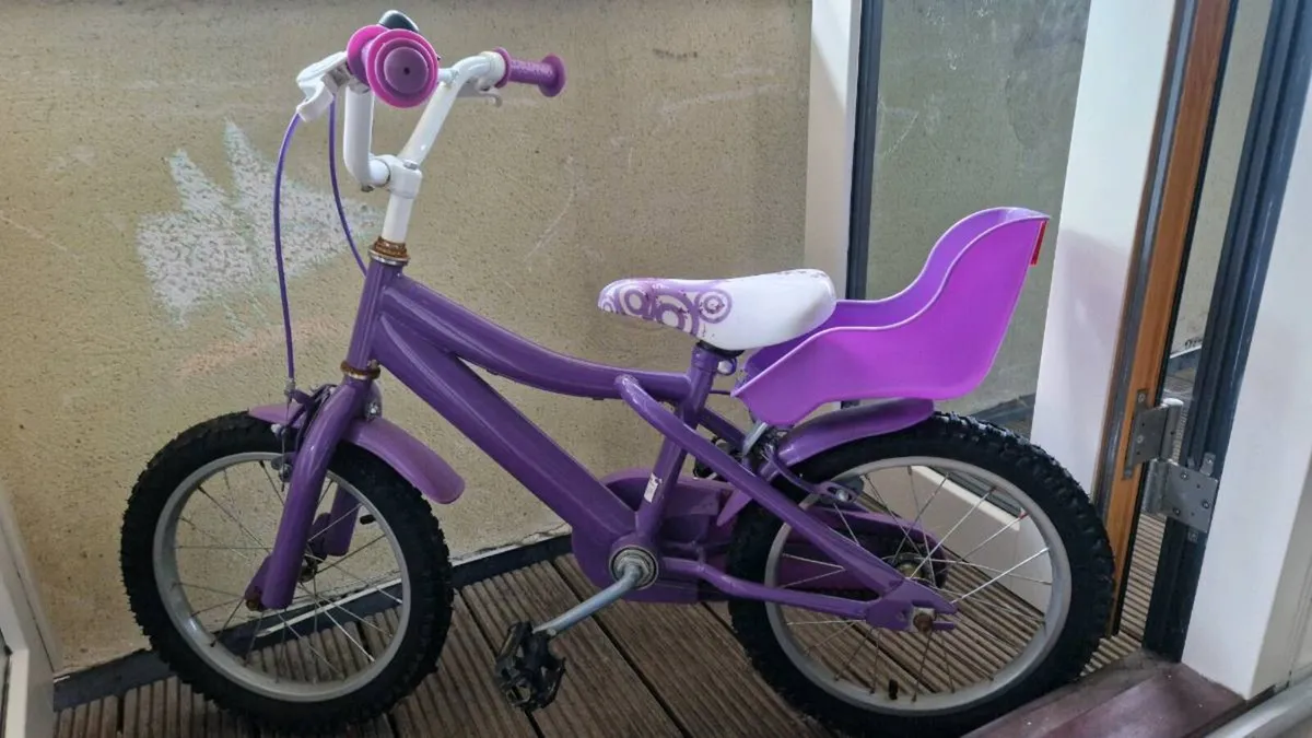 Kids bike - Image 1