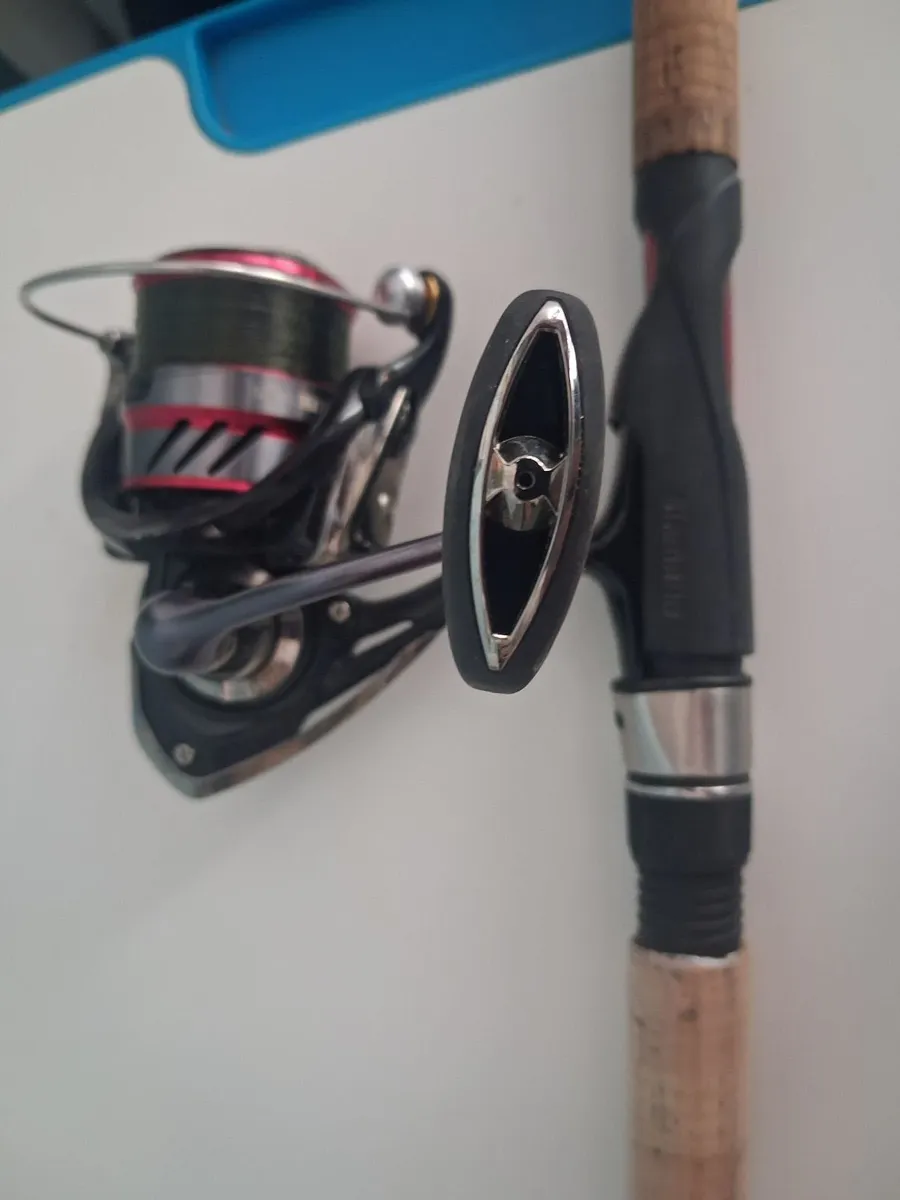 Fishing reel - Image 1