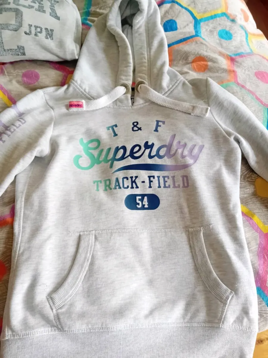 Ladies hoody superdry size small - Image 2