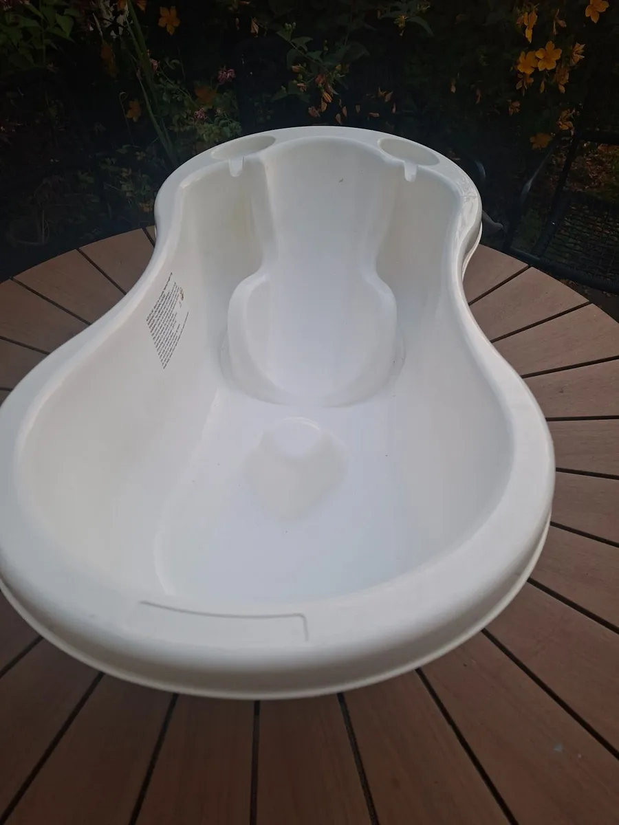 Baby Bath - Image 1