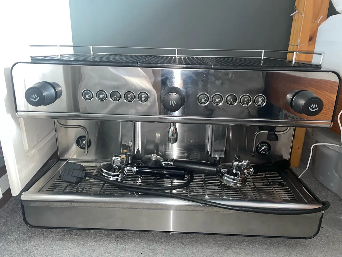 2-Group lberital IB7 Coffee Machine And Grinder - Image 2