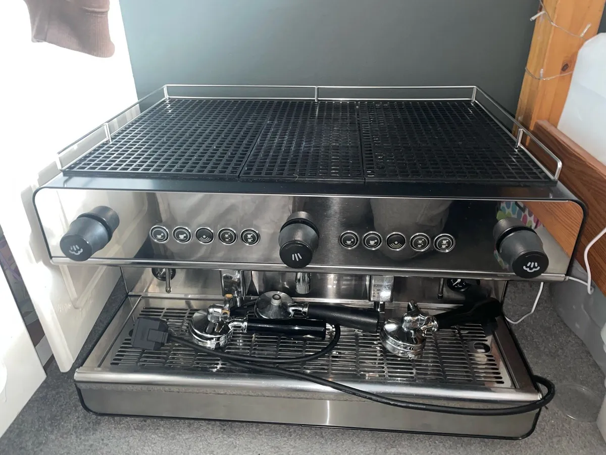 2-Group lberital IB7 Coffee Machine And Grinder - Image 3