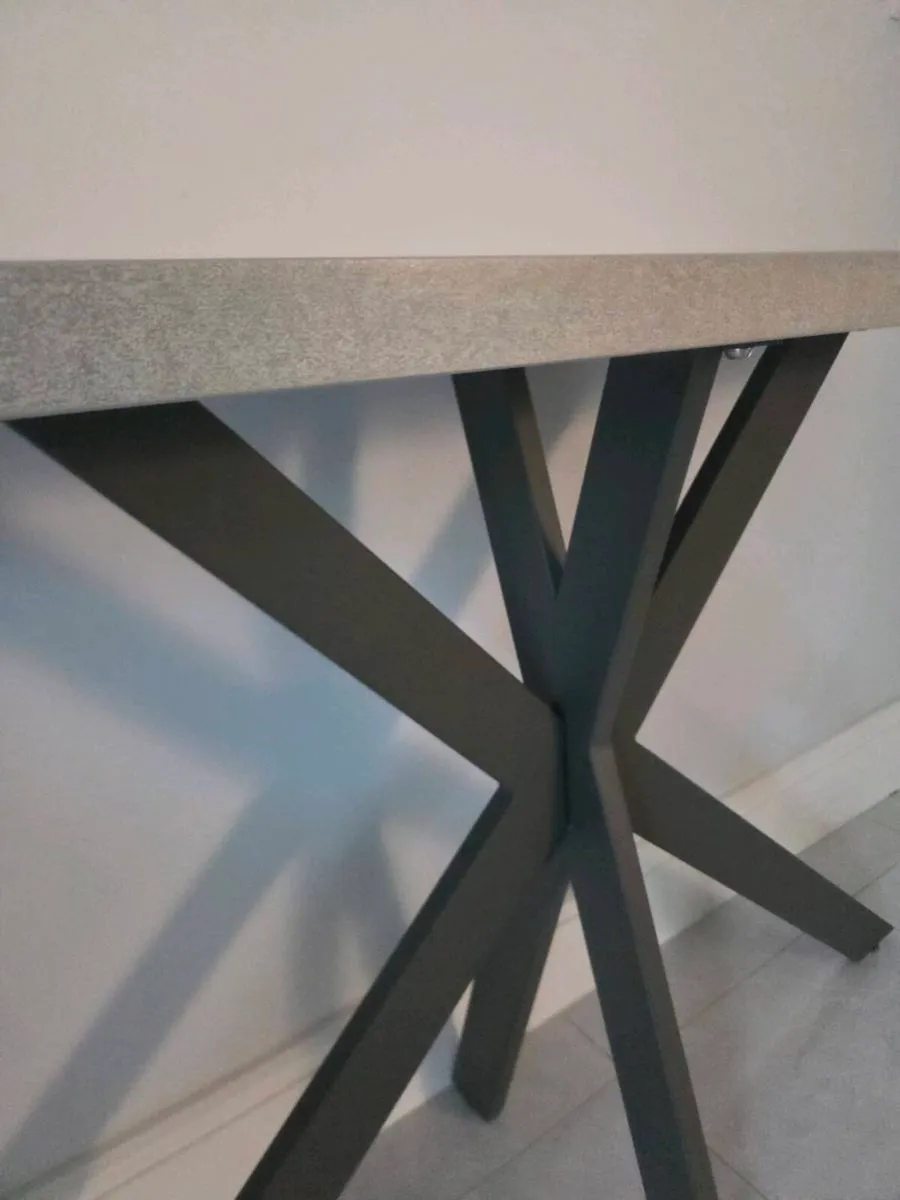 Hallway Table - Image 4
