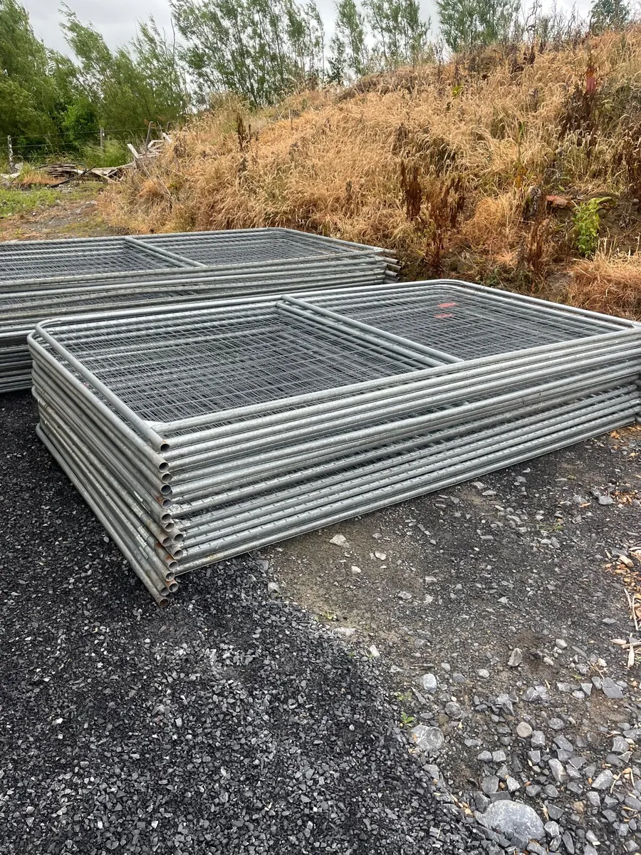 Harris fencing - Image 1
