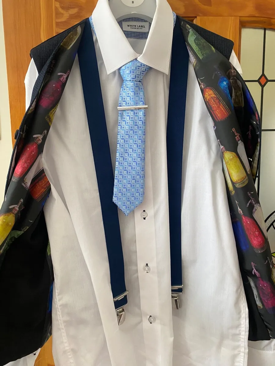 Boys Communion suit and shoes - Image 3