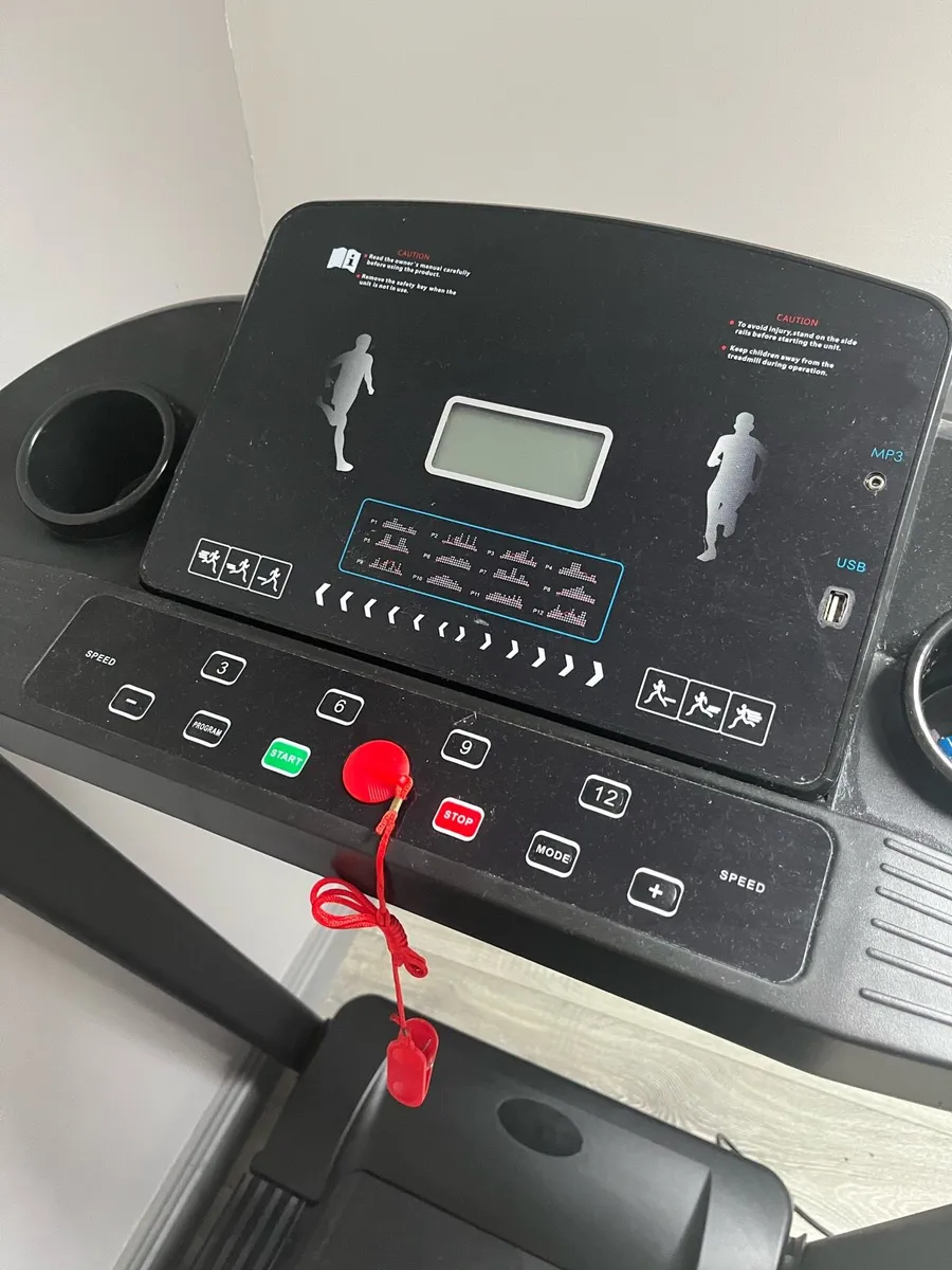 Treadmill & Cross Trainer - Image 1