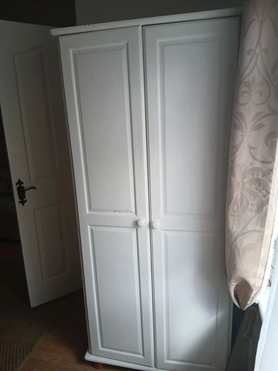 Wardrobe - Image 4