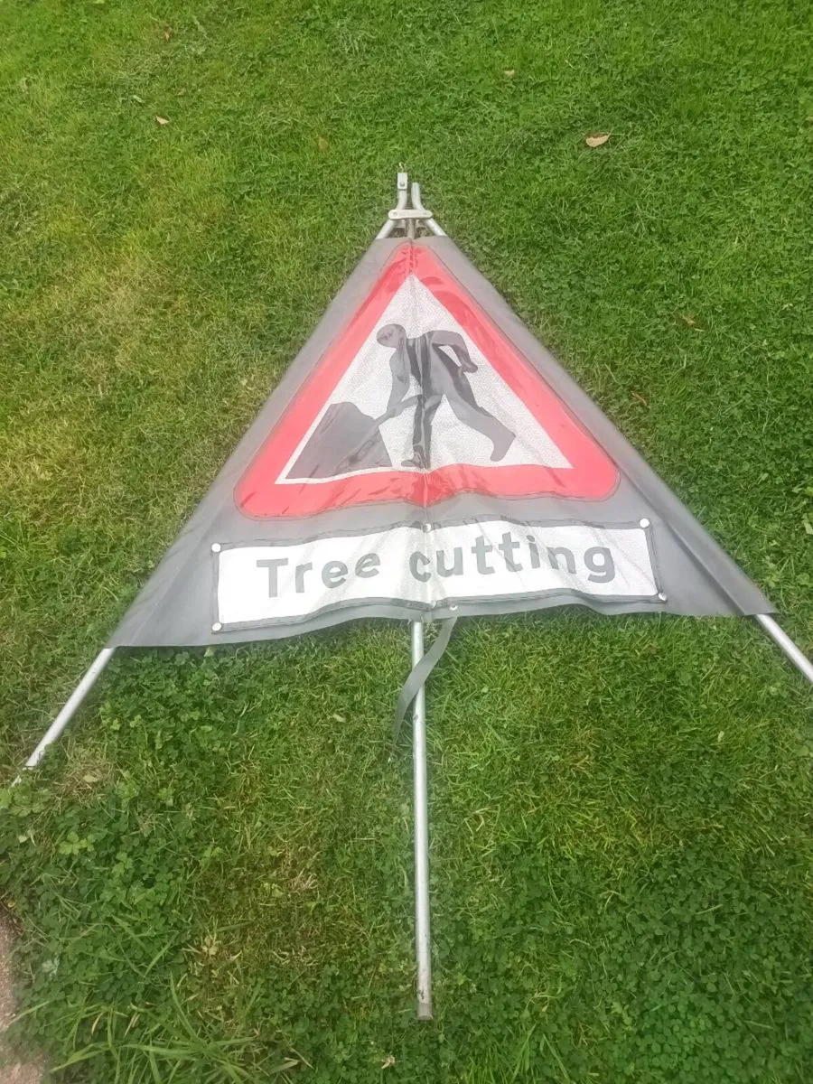 Fold up Roadworks ahead tree cutting sign - Image 1
