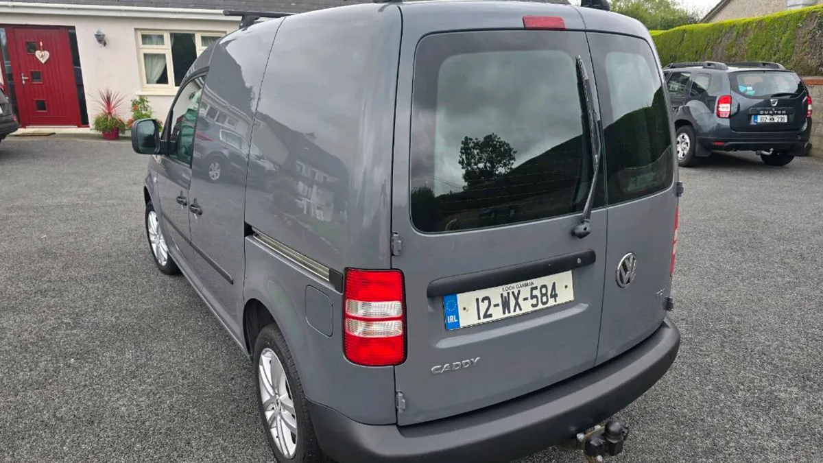1.6 TDI Volkswagen Caddy - Image 4