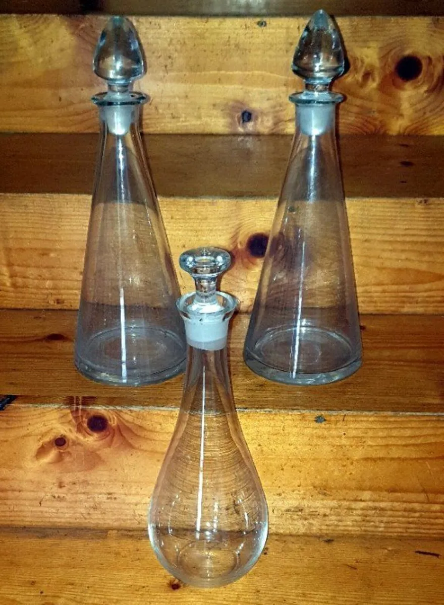 Pristine Vintage Harrods Decanter Trilogy Set - Image 1