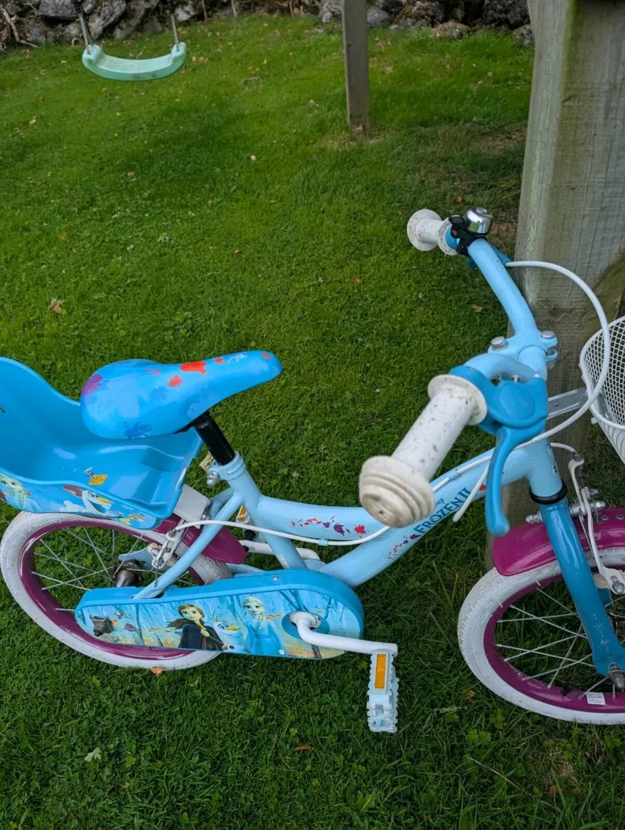 Disney Frozen II Childs bike - Image 3