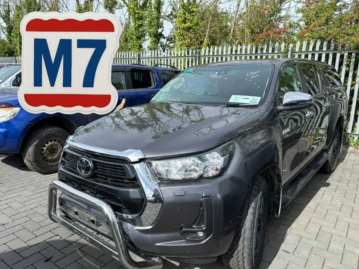 23 Hilux 2.8 SR5 Auto 68km Chassis safe Starting - Image 1