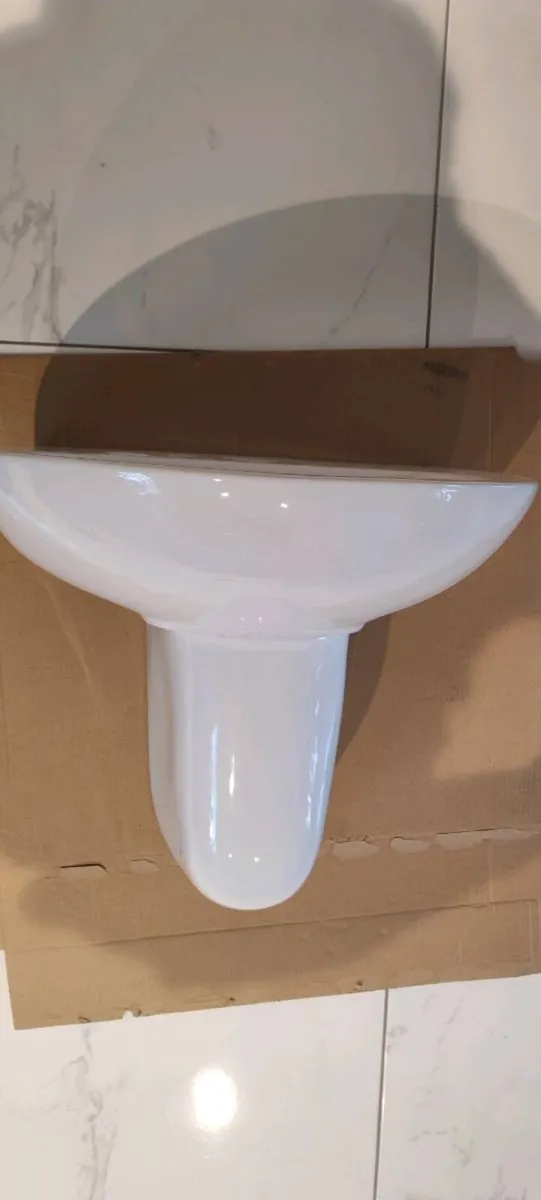Wash basin - Image 1