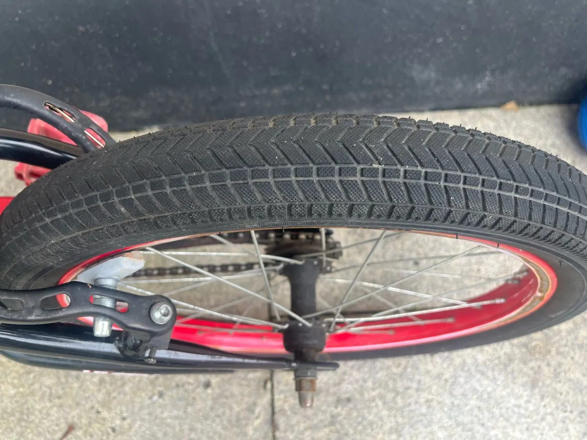Huffy Rebel 18” Kids BMX Bike - Image 2