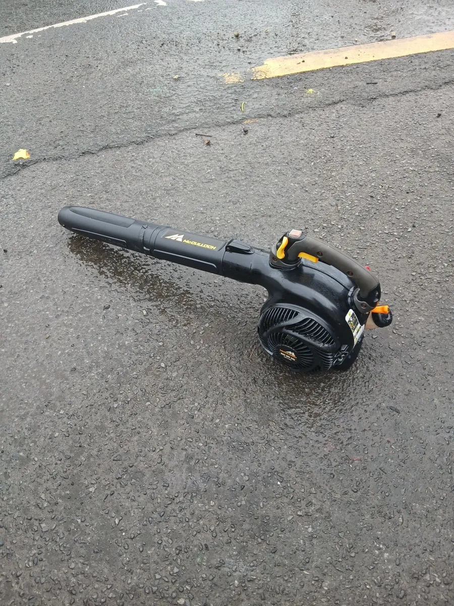 McCullough leaf blower petrol read add - Image 1