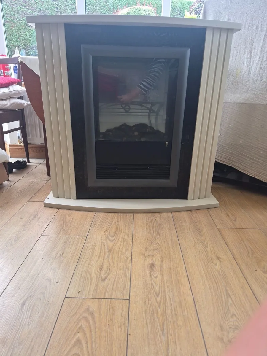 Electric fire - Image 2