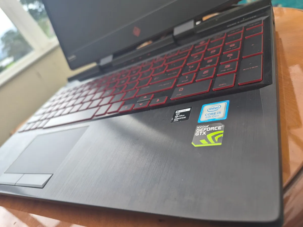 HP Omen Gaming laptop - Image 2