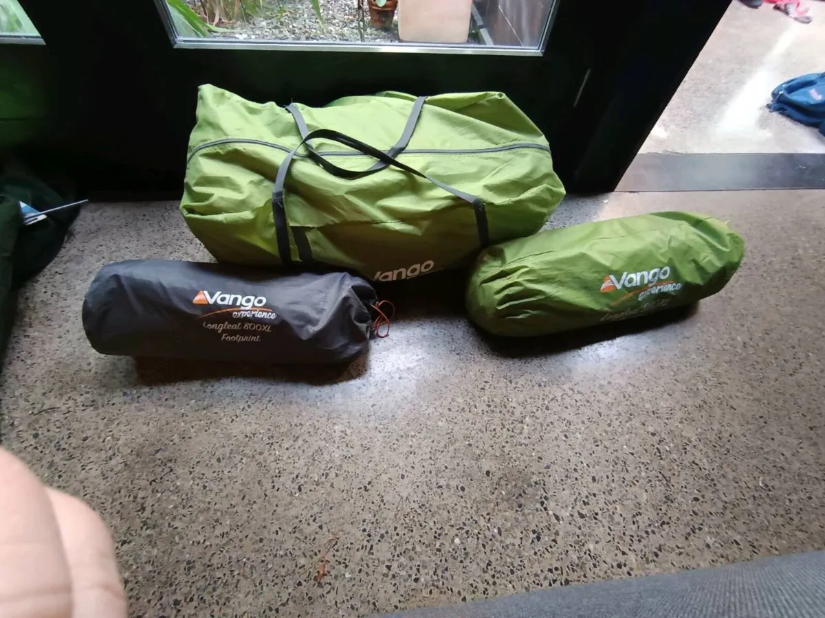 Vango 8 man tent - Image 2