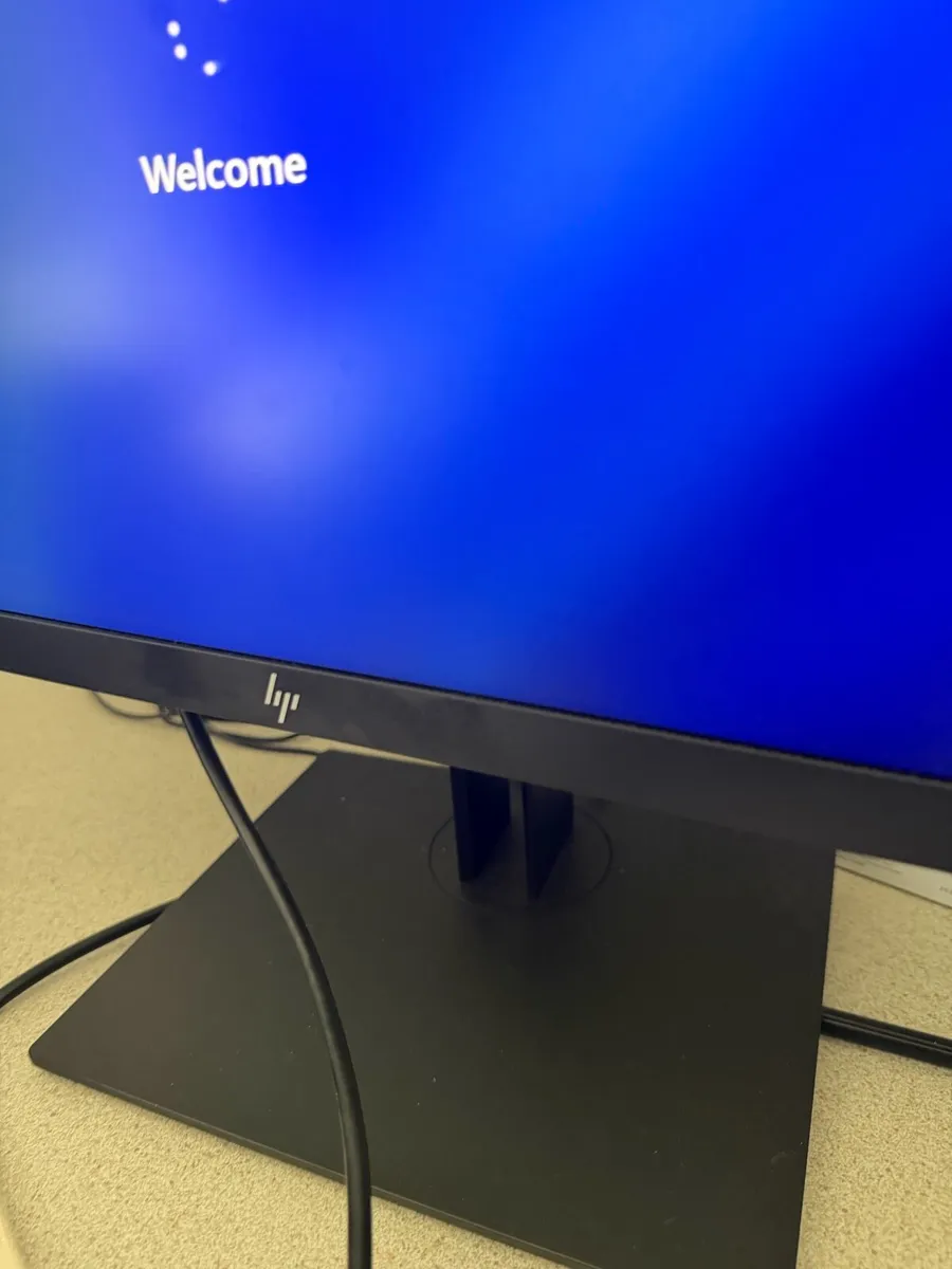 HP Z24n G2 24” IPS Monitor – 1920×1200 - Image 2