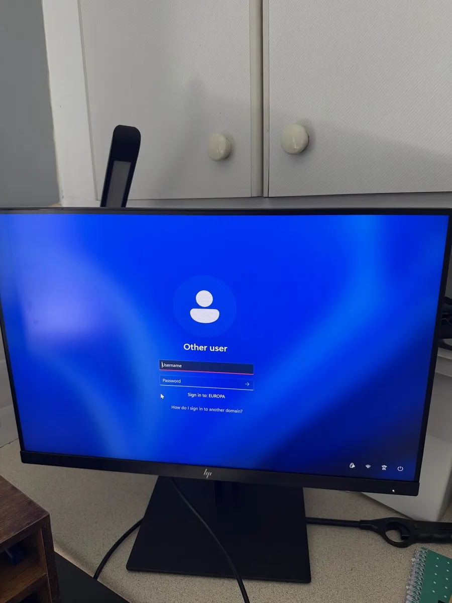 HP Z24n G2 24” IPS Monitor – 1920×1200 - Image 1