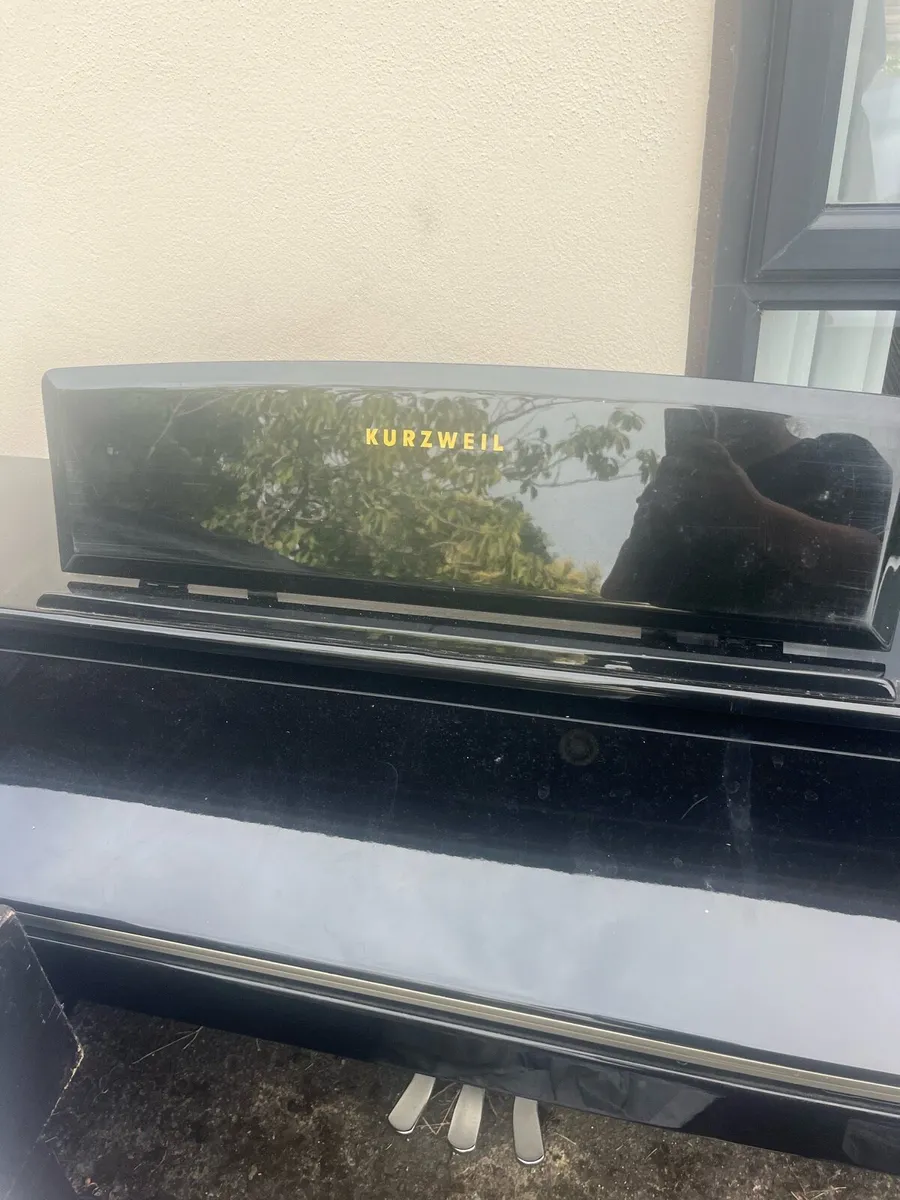 Kurzweil electric piano - Image 1
