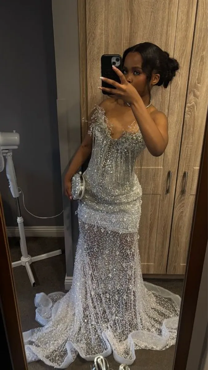 debs - Image 2