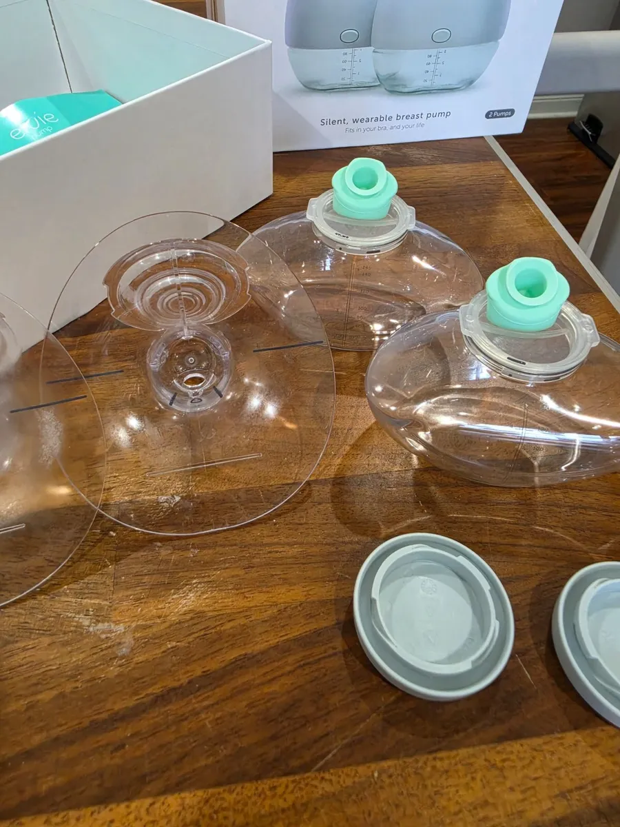 Elvie Double Breastpump - Image 1
