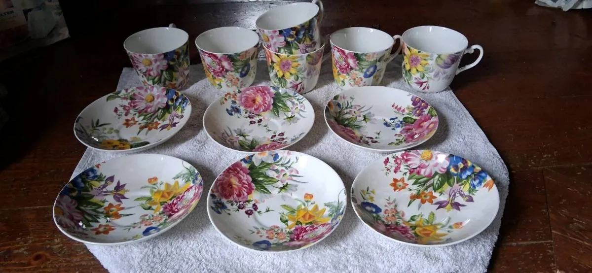 Fine bone china - Image 2