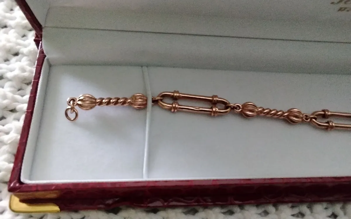 9ct ROSE GOLD FANCY LINK BRACELET 7.5" as NEW - Image 2