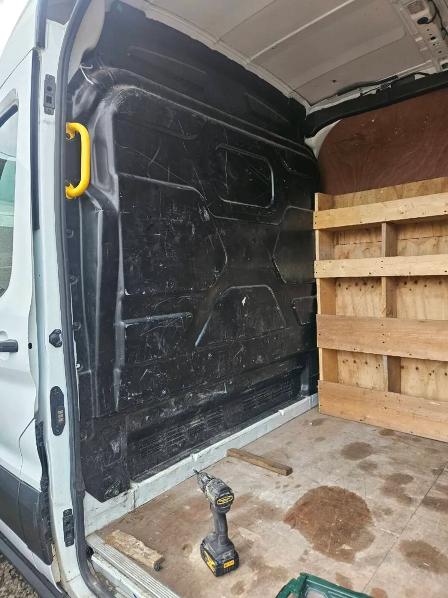 Ford transit 2021 bulkhead