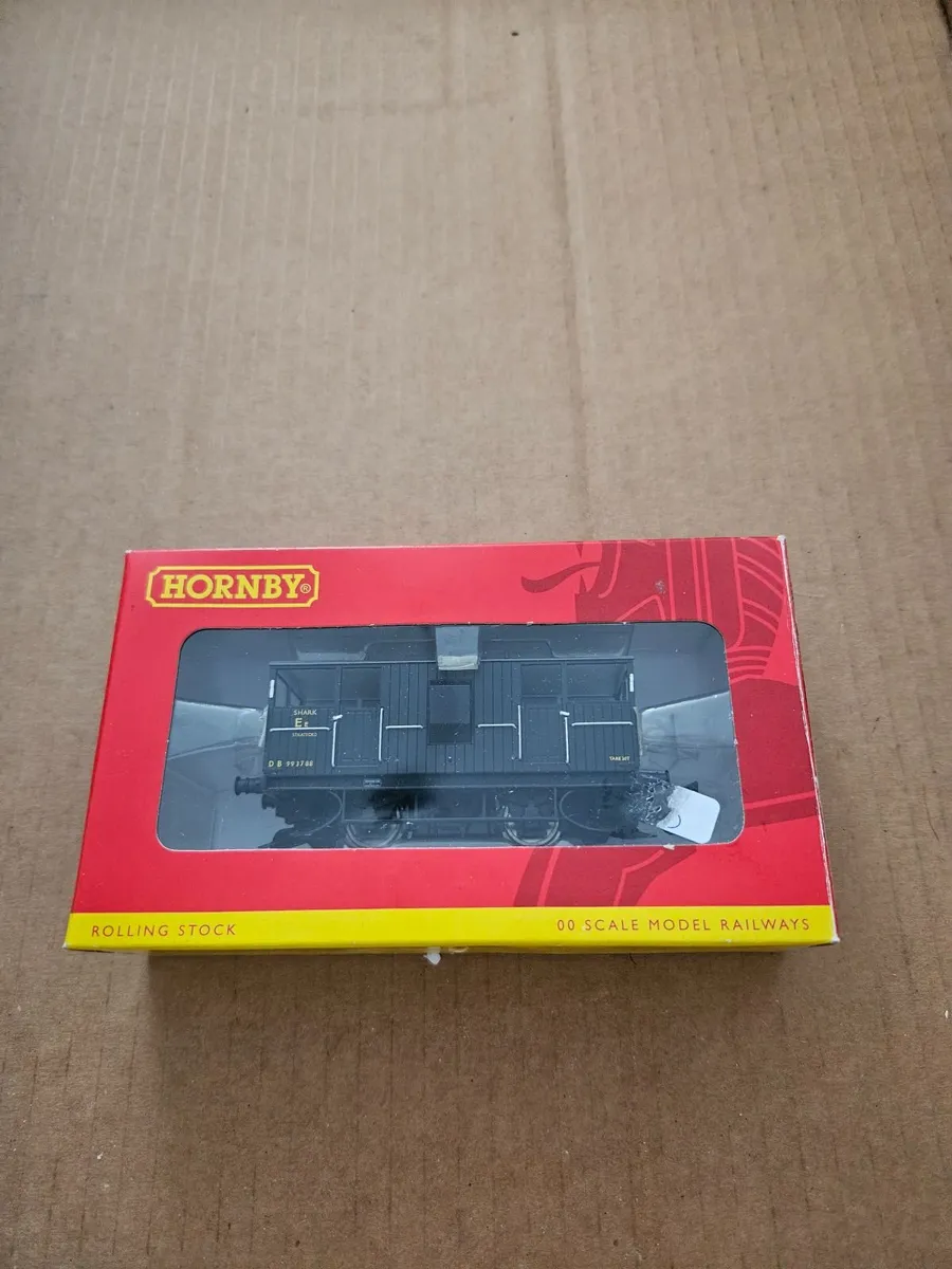 Hornby OO Gauge Gravel Wagon - Image 1