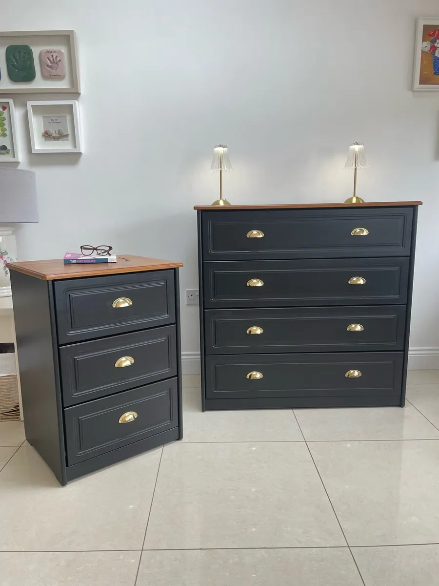 Hand-painted furniture - Image 2