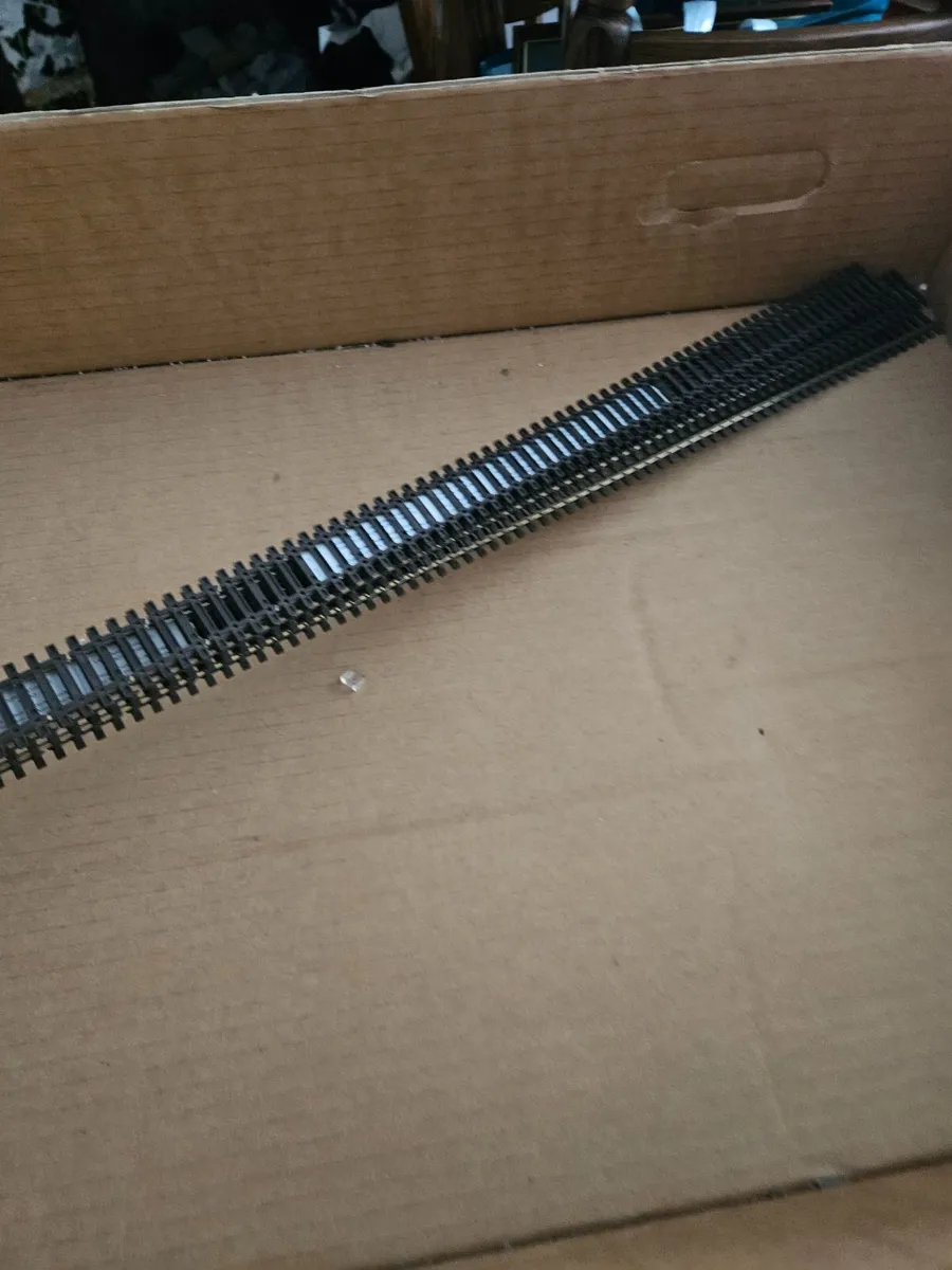 Hornby Peco OO Gauge Flexi Track - Image 1
