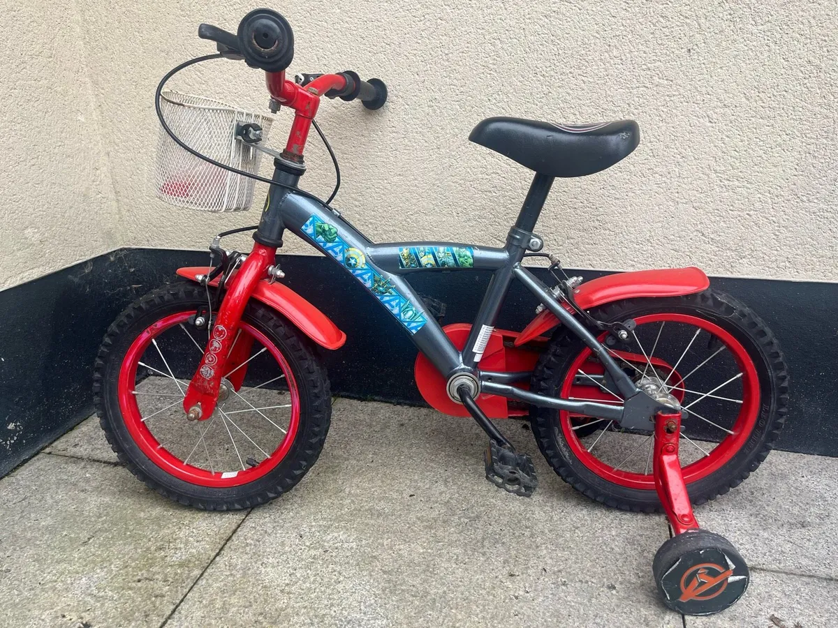 Kids Avengers Bike with Stabilisers