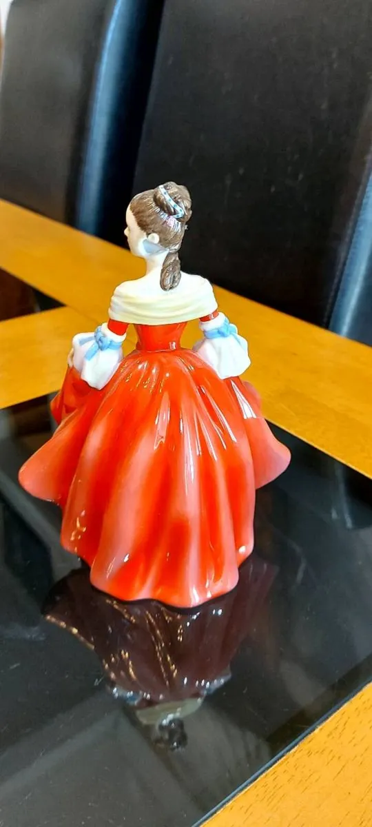 Royal Doulton Southern Belle HN 4997. - Image 2