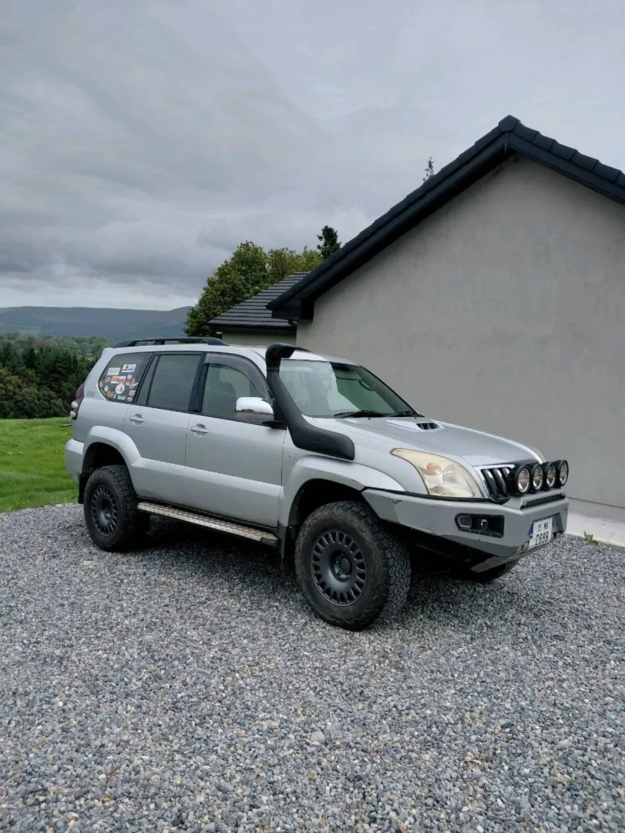 Toyota landcruiser prado. - Image 1