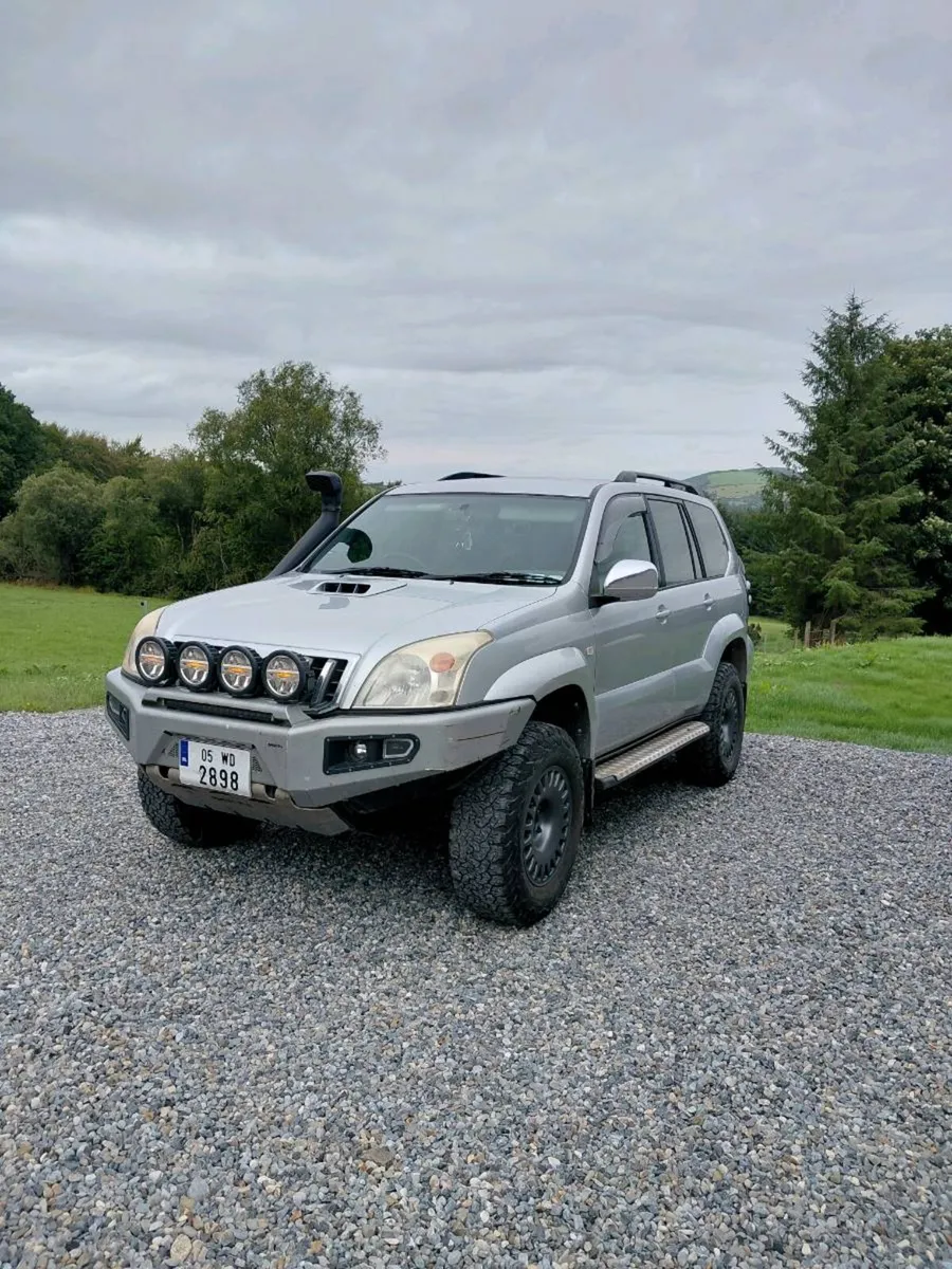 Toyota landcruiser prado. - Image 2
