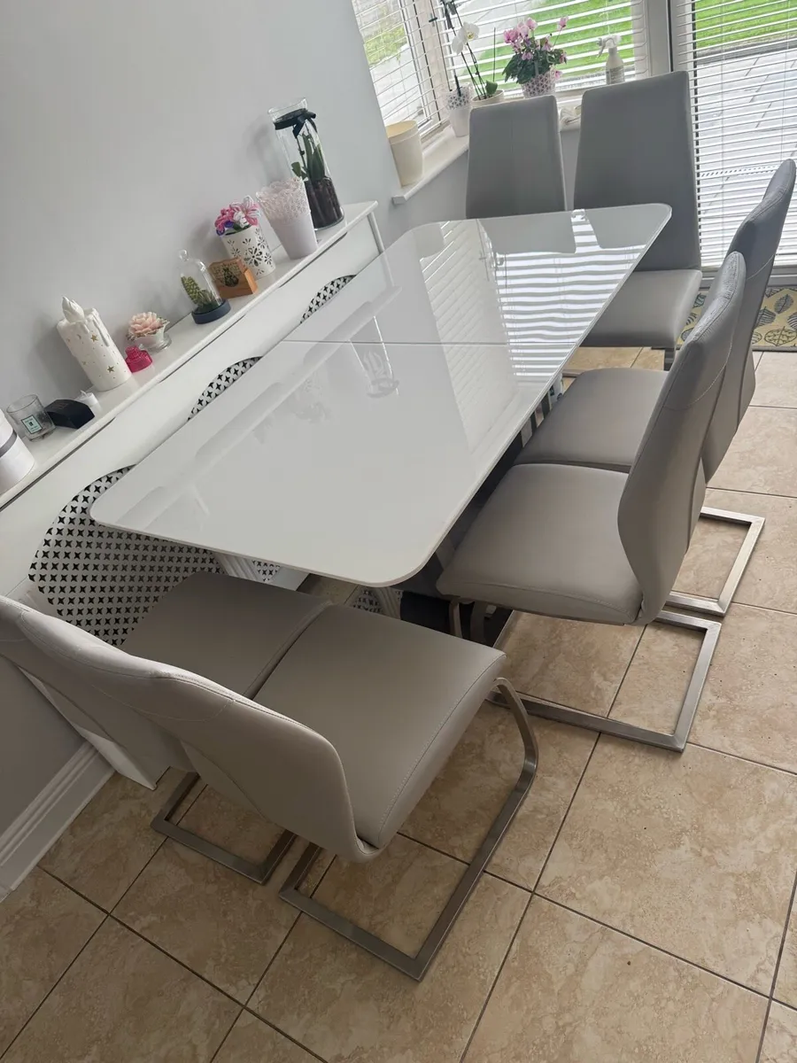 Modern Extending White Glass Dining Table - Image 3