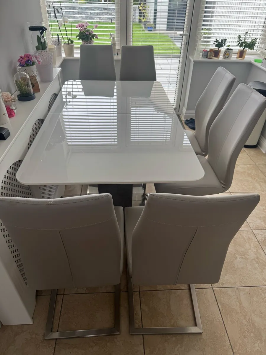 Modern Extending White Glass Dining Table - Image 1