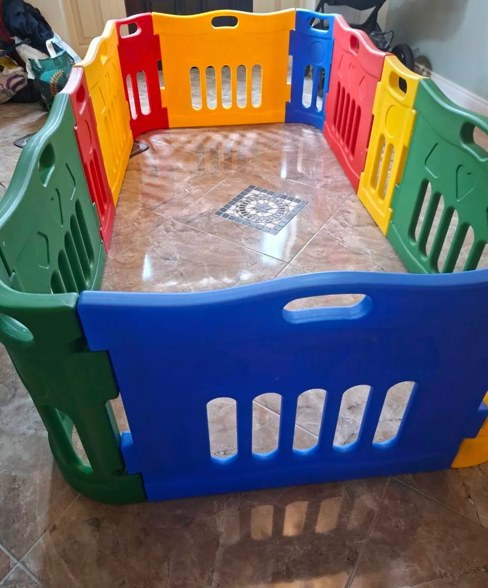 Toddler playpen - Image 2