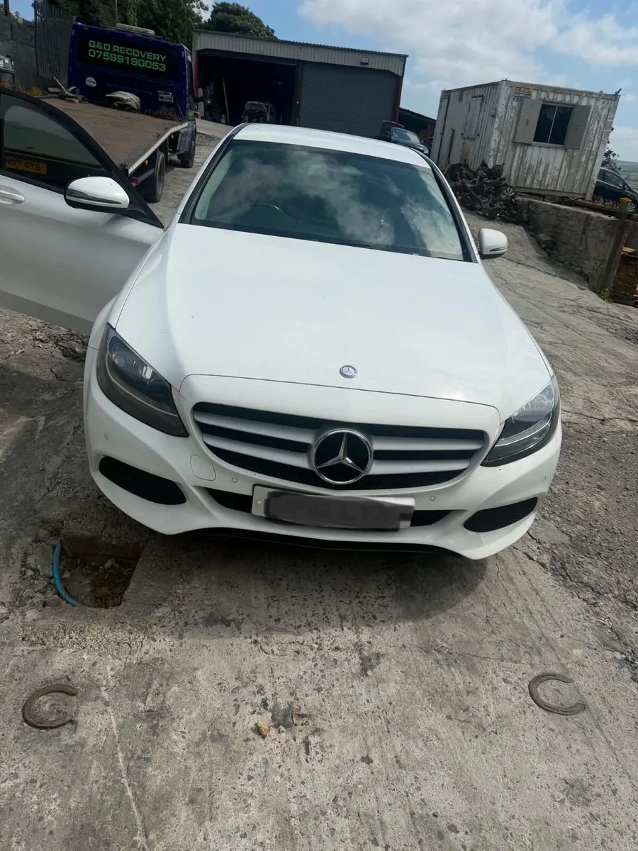 Mercedes C220 2016 breaking - Image 1