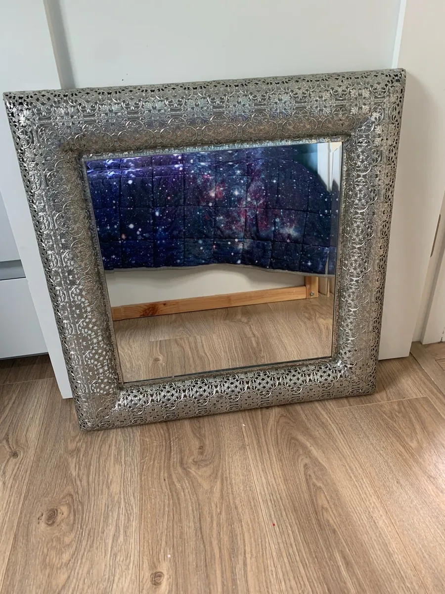 Mirror - Image 1