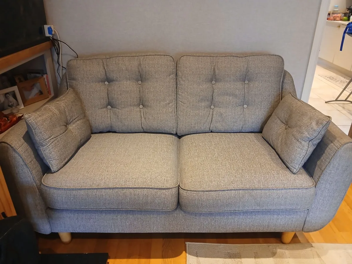 Couches - Image 3