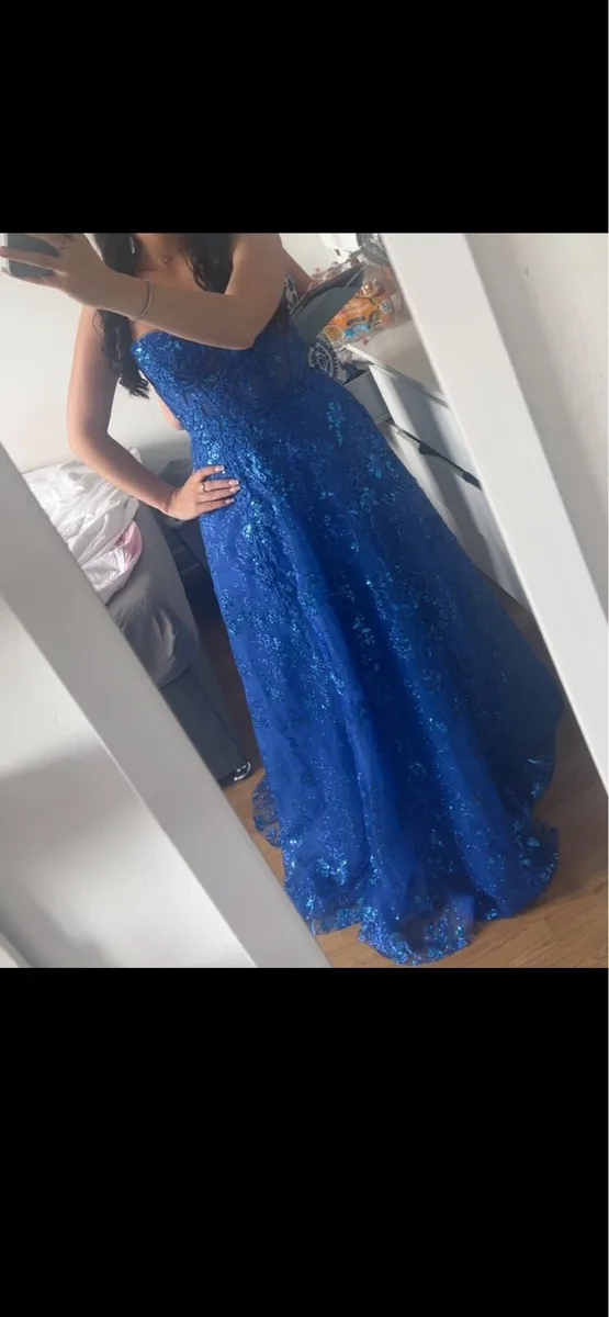 Debs dress - Image 2