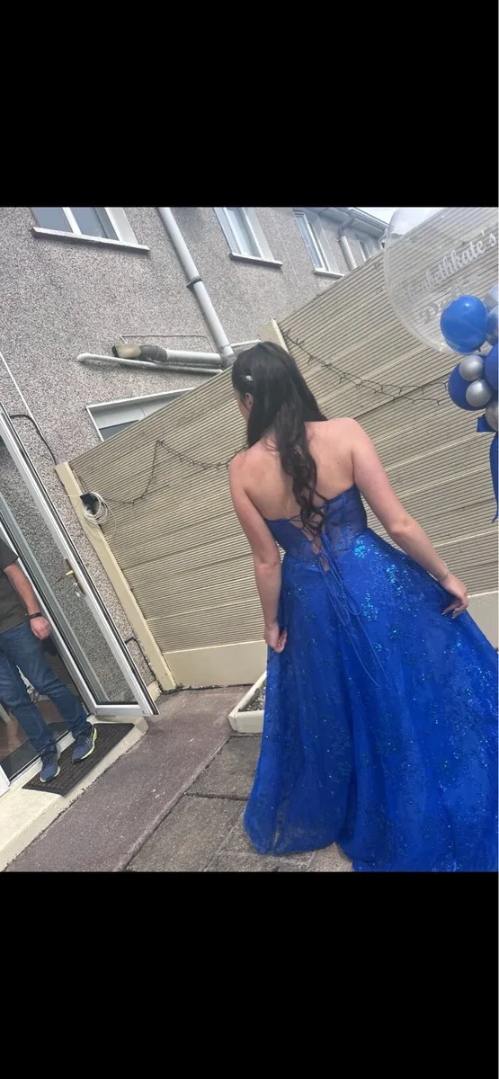 Debs dress - Image 3