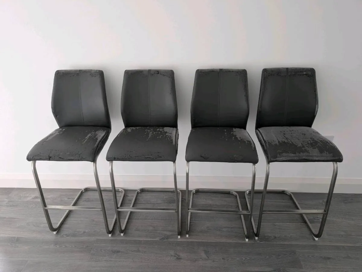 Kitchen Bar Stools - Image 2