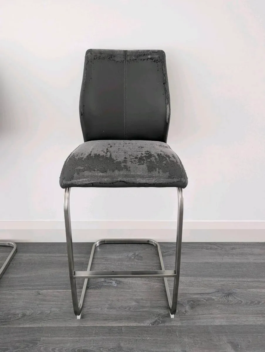 Kitchen Bar Stools - Image 3