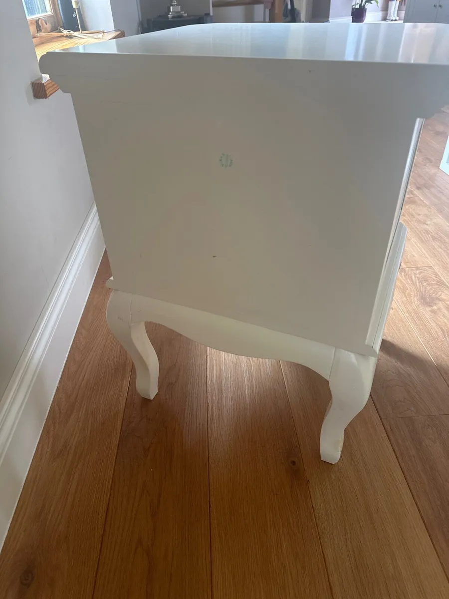 French Style 2-Drawer Bedside Locker / Table - Image 3