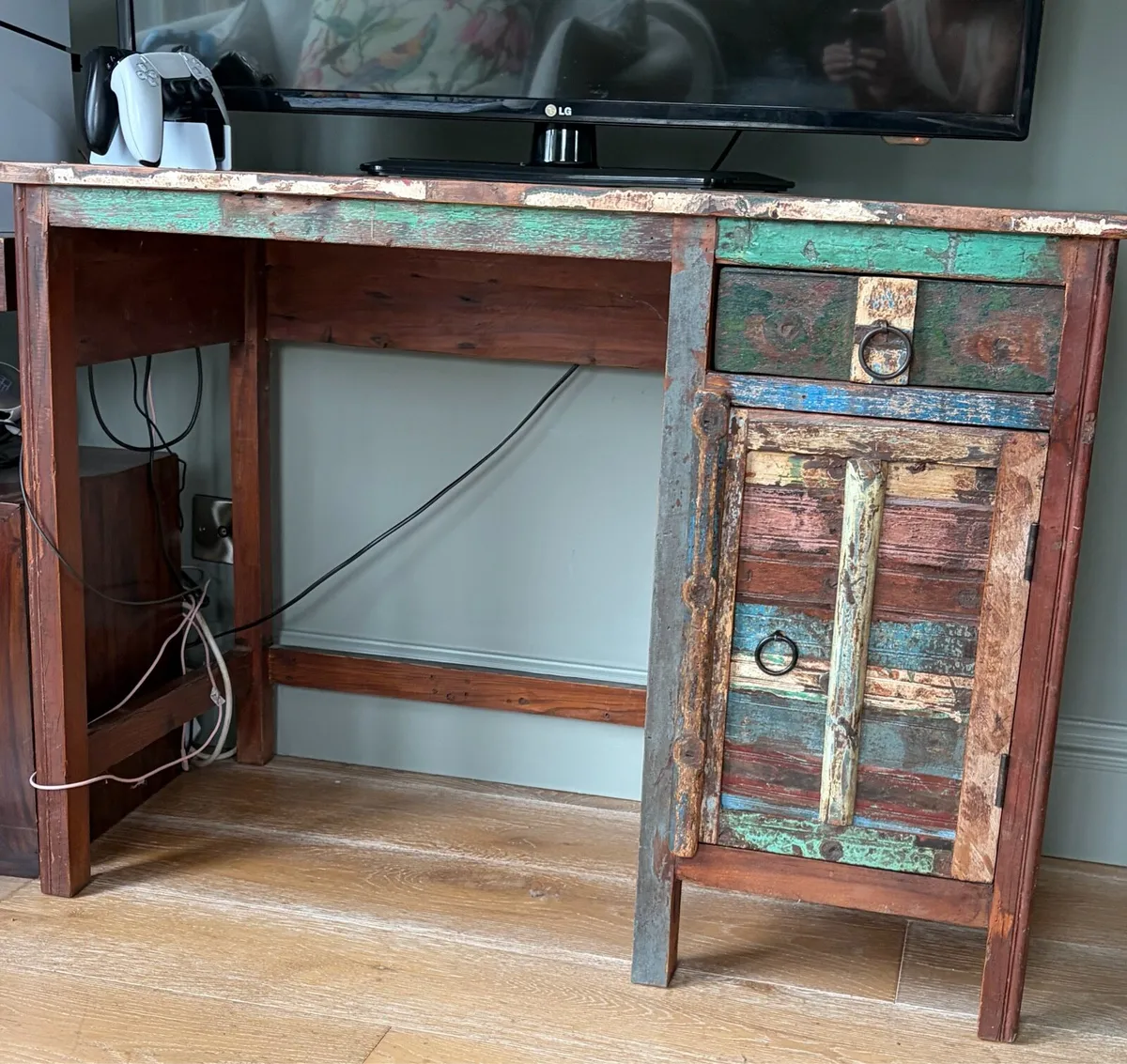 Desk/ side board/ TV cupboard - Image 1