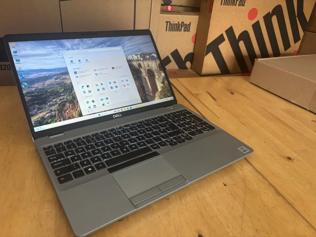 Dell Precision Engineering Laptops-i7-32GB-1TB SS - Image 2